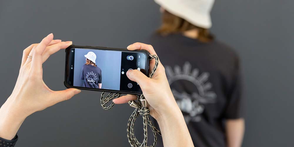ONLINE STORE